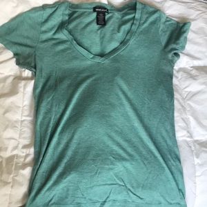 Blue/green v-neck
